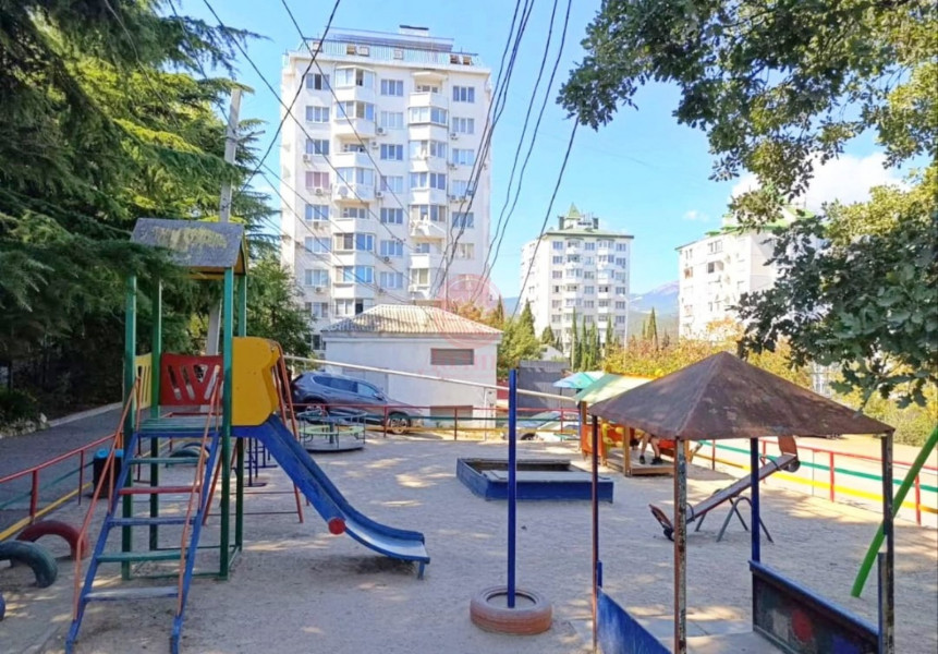 1-комнатная квартира 35 кв.м г.Алушта