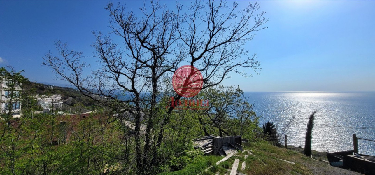 Участок 20 соток п.Семидворье г.Алушта