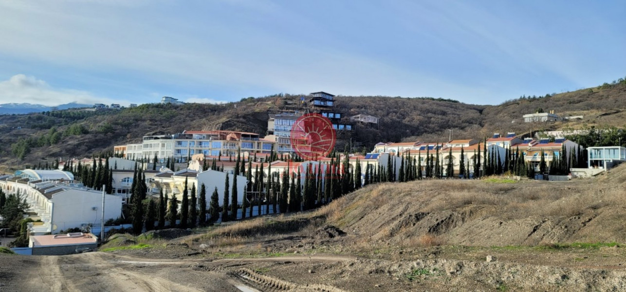 Участок 12 соток п.Семидворье г.Алушта