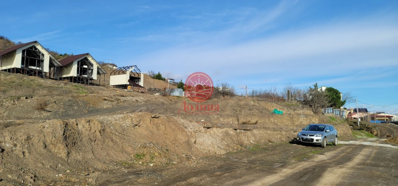 Участок 12 соток п.Семидворье г.Алушта