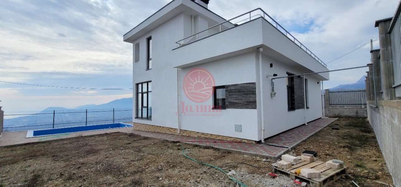 Дом 208.1 кв.м с.Лучистое г.Алушта