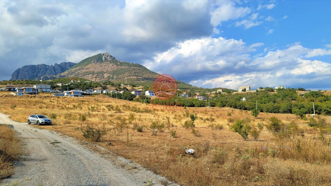 Участок 25 соток с.Лучистое г.Алушта