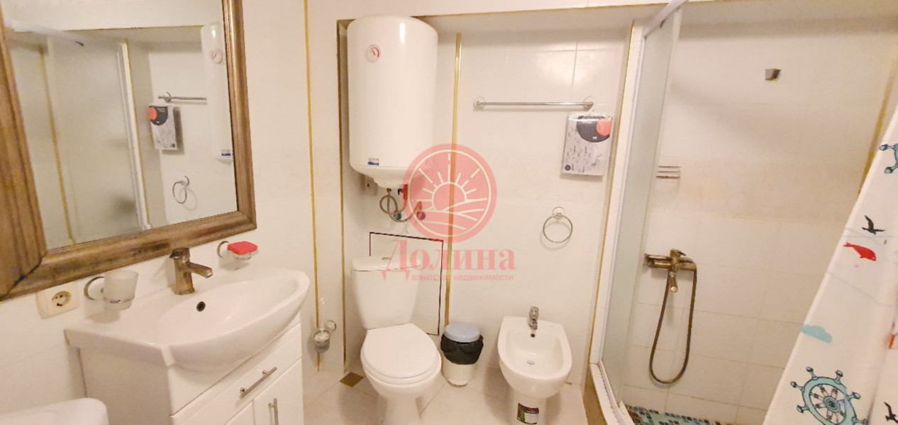 3-комнатные апартаменты 125 кв.м г.Алушта