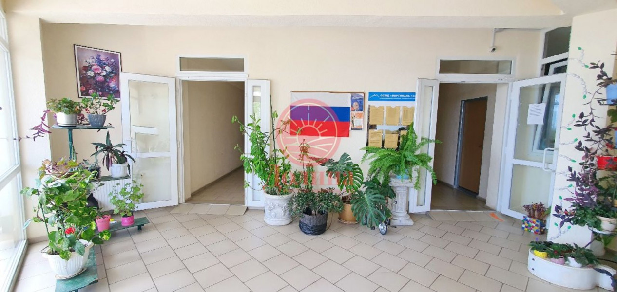 3-комнатные апартаменты 125 кв.м г.Алушта