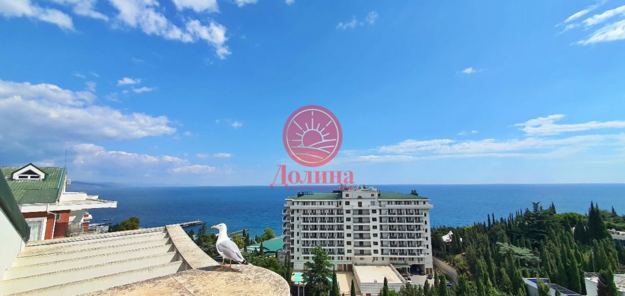 3-комнатный двухуровневый пентхаус 250.7 кв.м г.Алушта