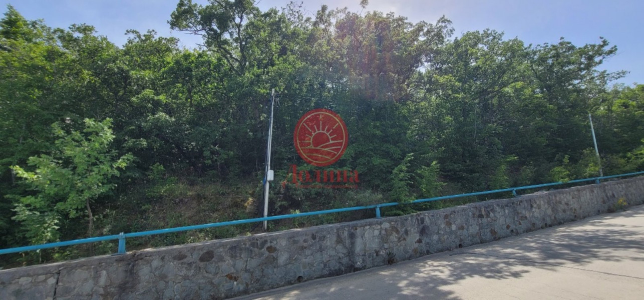 Участок 8 соток п.Чайка г.Алушта