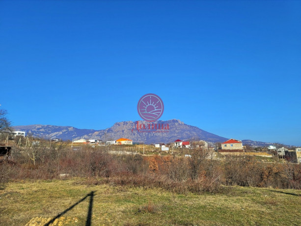 Участок 8 соток с.Верхняя Кутузовка г.Алушта