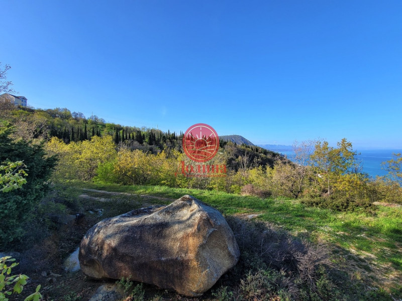 Участок 96 соток п.Малый Маяк г.Алушта