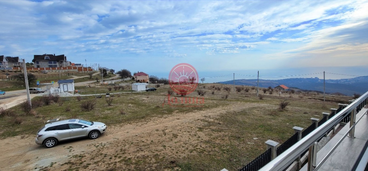 Дом 208.1 кв.м с.Лучистое г.Алушта