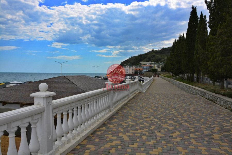 Дом 525 кв.м с.Рыбачье г.Алушта