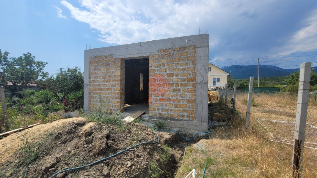 Дом 75 кв.м Оливковая роща г.Алушта