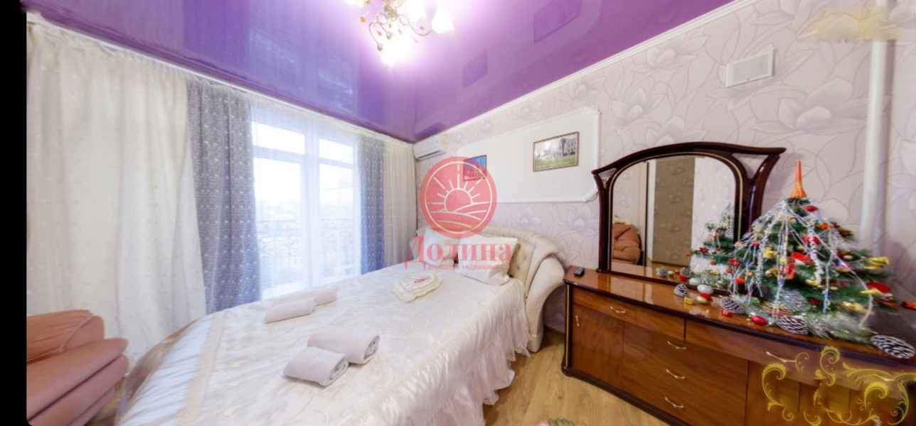 Гостевой дом 382.1 кв.м г.Алушта