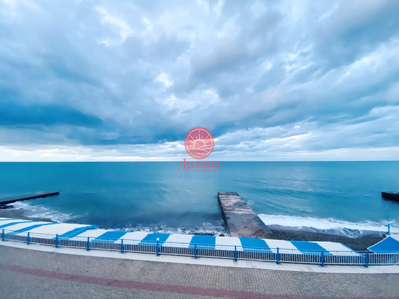 Гостиница 237 кв.м пос.Семидворье г.Алушта