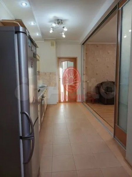 3-комнатная квартира 80 кв.м г.Алушта