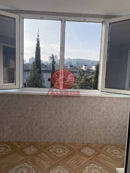 1-комнатная квартира 30 кв.м г.Алушта
