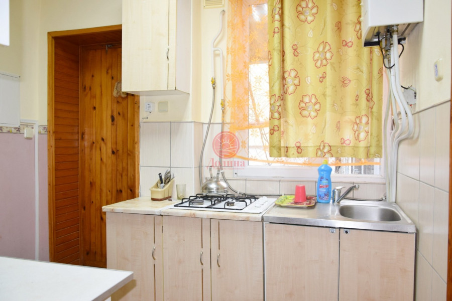 2-х комнатная квартира 31.9 кв.м в г. Алушта 