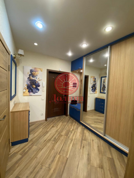 1-комнатная квартира 42.4 кв.м г.Алушта