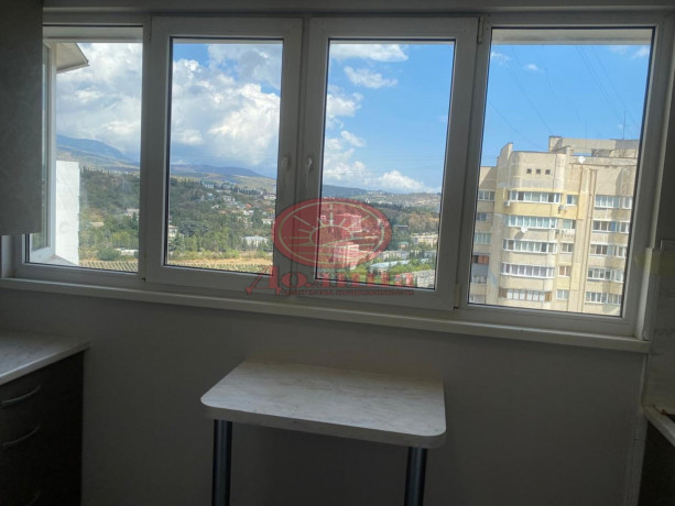 1-комнатная квартира 44 кв.м г.Алушта