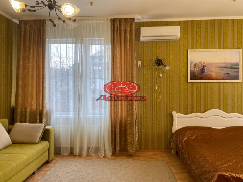 1-комнатные апартаменты 36 кв.м г.Алушта