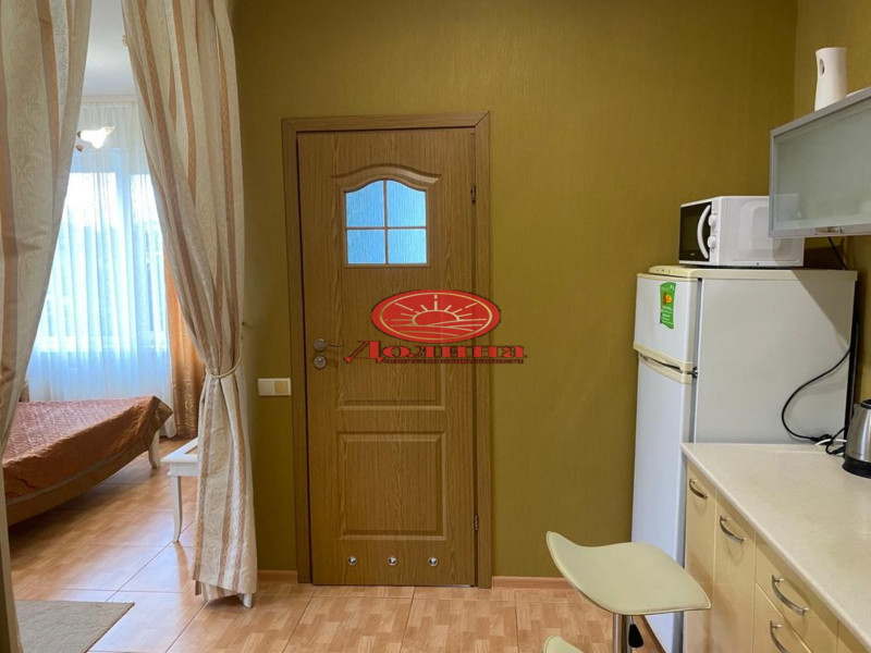 1-комнатные апартаменты 36 кв.м г.Алушта