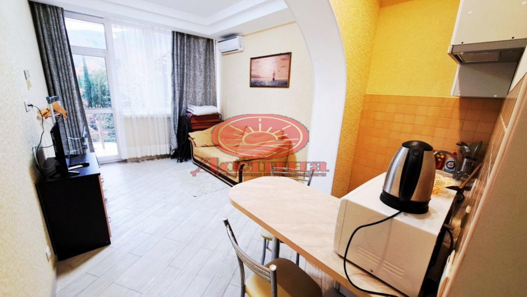 2-комнатные апартаменты 58 кв.м пгт Партенит г.Алушта