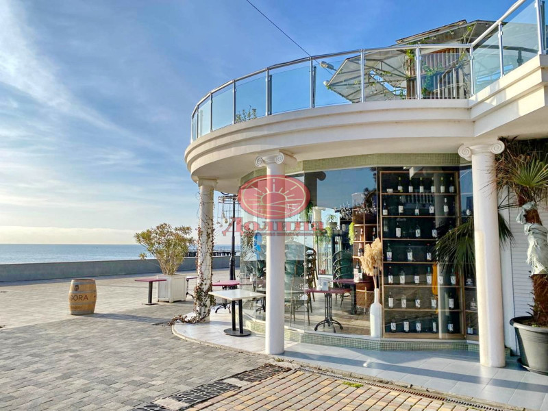 2-комнатные апартаменты 70 кв.м г.Алушта