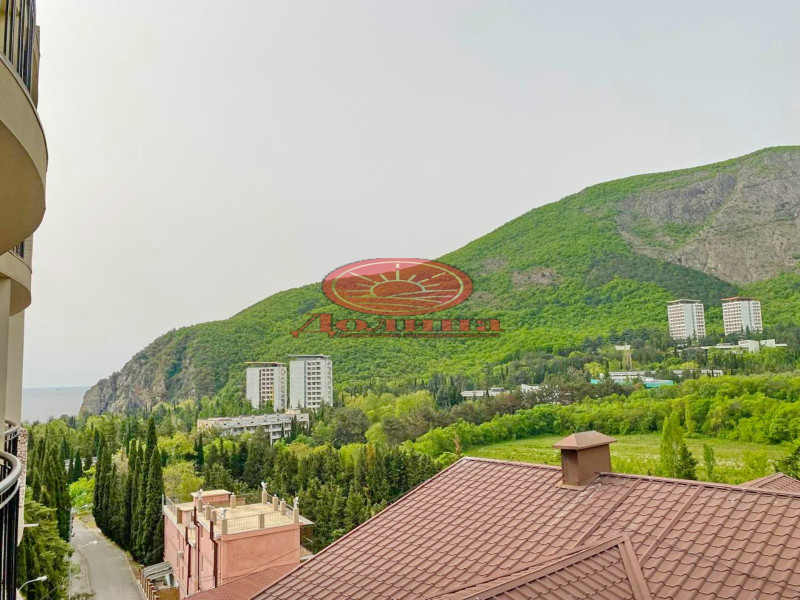 2-комнатная квартира 152 кв.м пгт Партенит г.Алушта