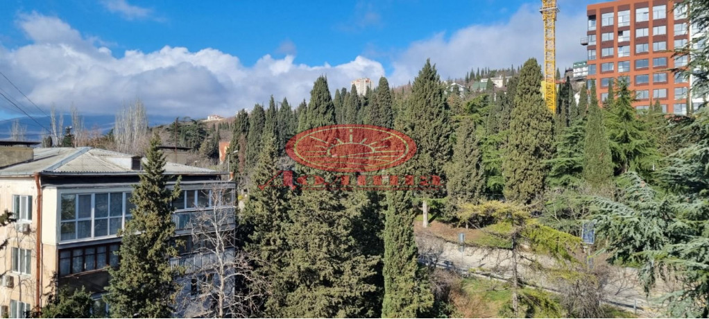 2-комнатная квартира 44.7 кв.м г.Алушта