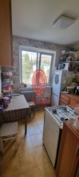 2-комнатная квартира 44.7 кв.м г.Алушта