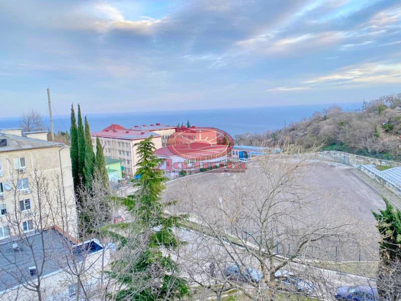 2-комнатная квартира 48.7 кв.м п.Малый маяк г.Алушта