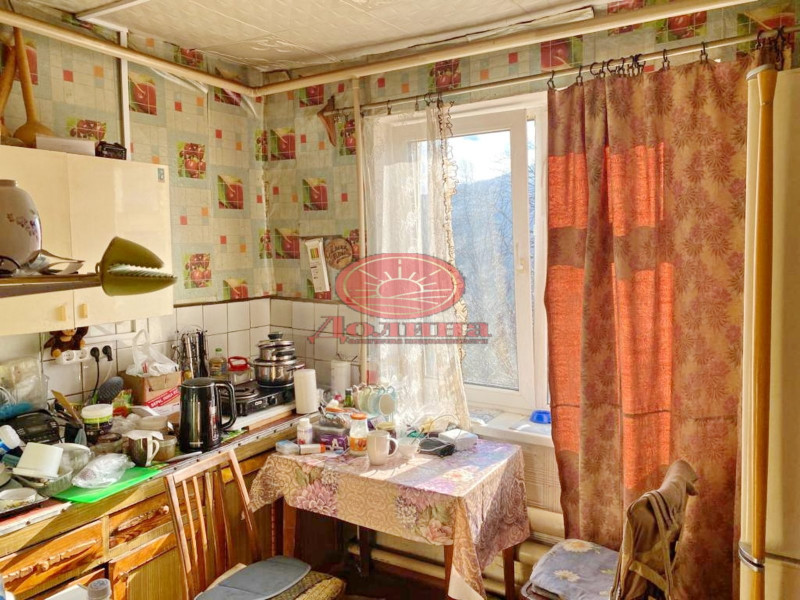 2-комнтаная квартира 49.8 кв.м п.Розовый г.Алушта