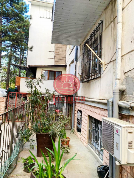 2-комнатная квартира 49 кв.м г.Алушта