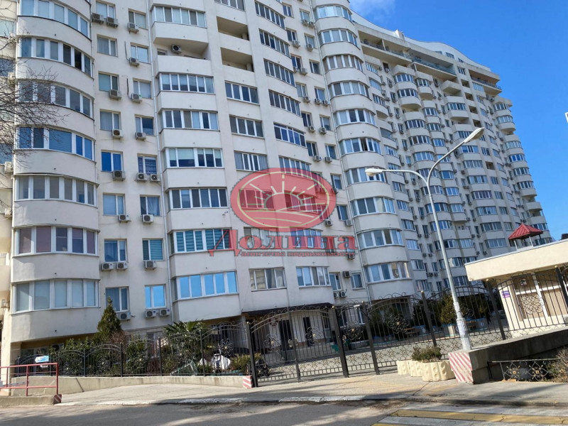 2-комнатная квартира 74.7 кв.м г.Алушта