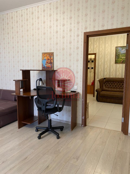 2-комнатная квартира 93 кв.м пгт Партенит г.Алушта