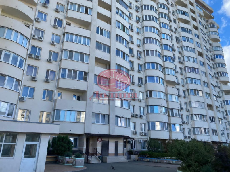 3-комнатная квартира 110 кв.м г.Алушта
