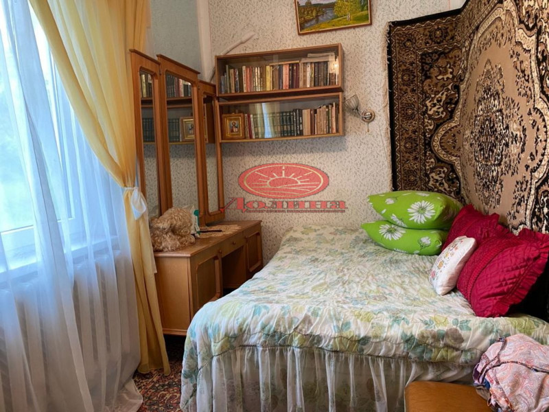 3-комнатная квартира 58 кв.м г.Алушта