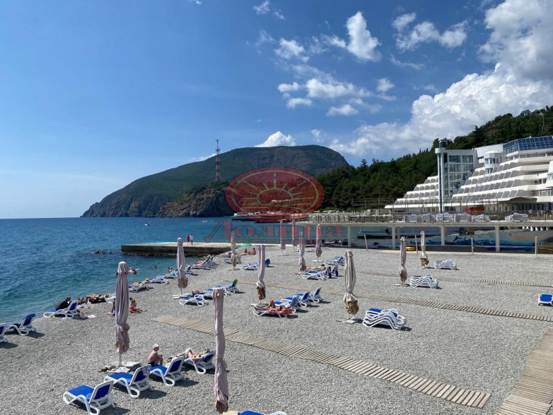 3-комнатная квартира 60 кв.м пгт Партенит г.Алушта