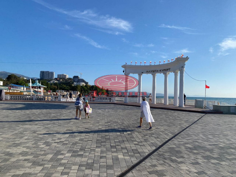 3-комнатная квартира 70 кв.м г.Алушта