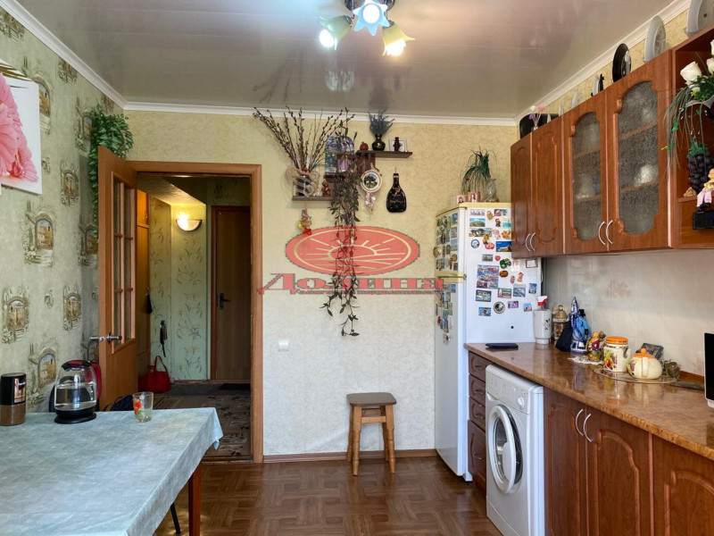 3-комнатная квартира 70 кв.м г.Алушта