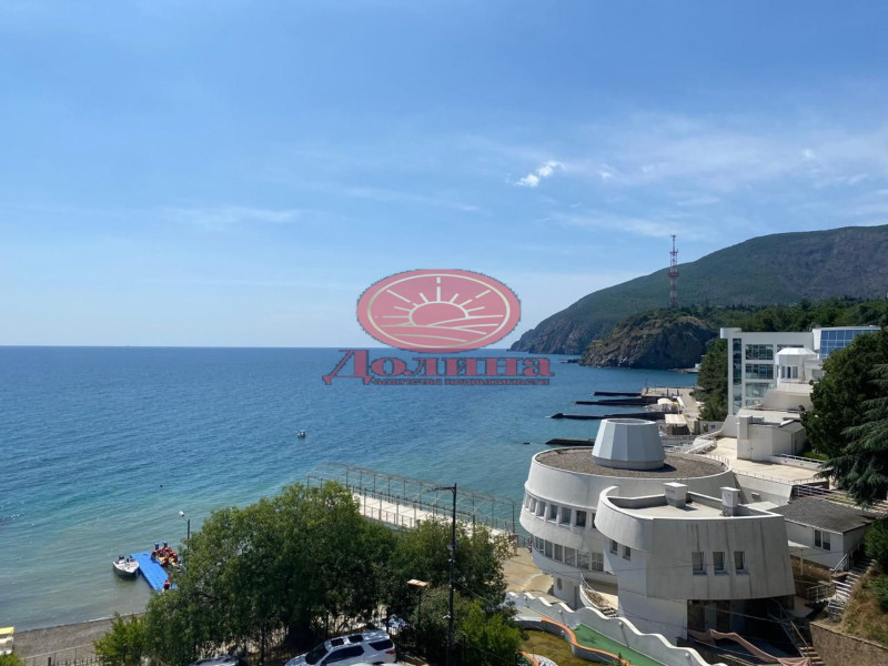 Апартаменты 31.9 кв.м пгт Партенит г.Алушта