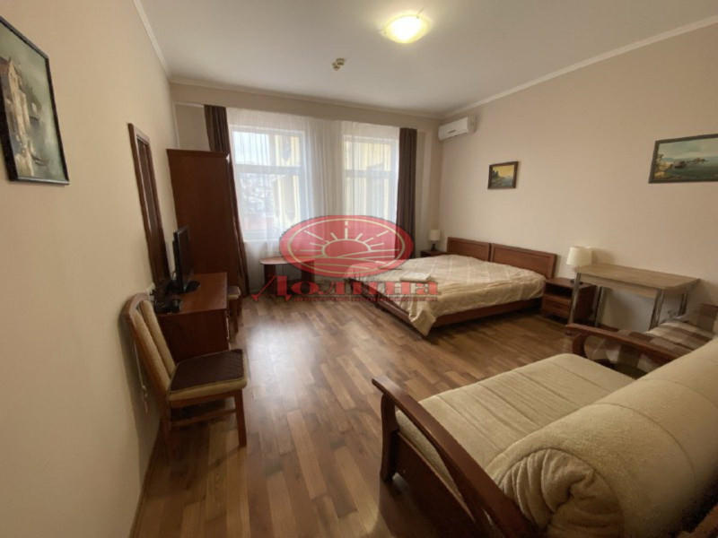 Апартаменты 32.4 кв.м г.Алушта