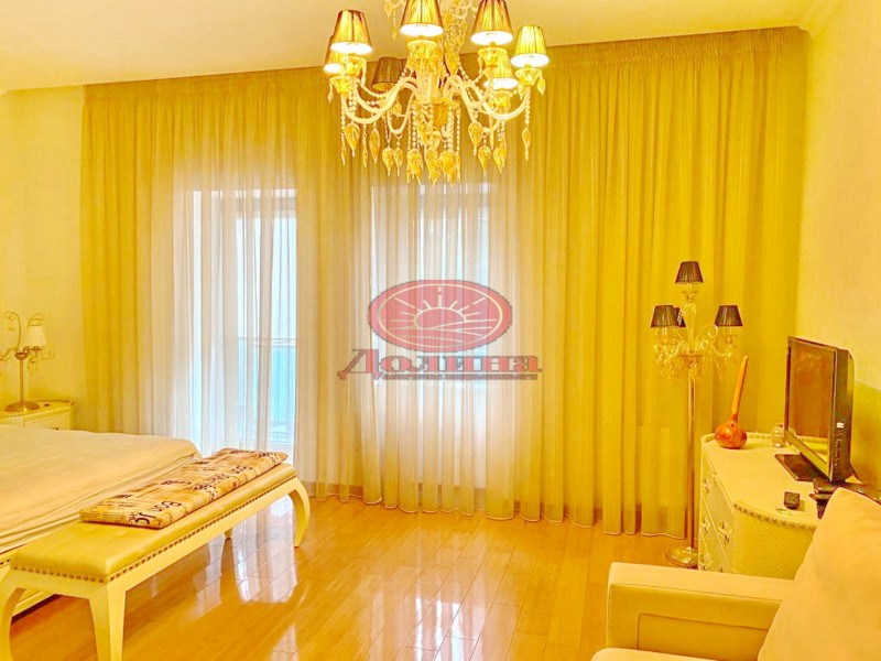 Апартаменты 335 кв.м г.Алушта