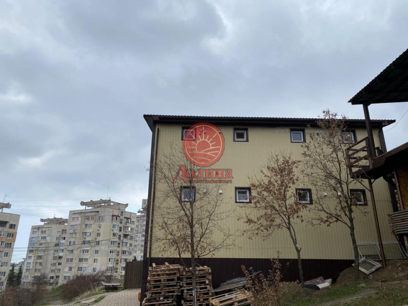 Дом-гостиница 120 кв.м г.Алушта