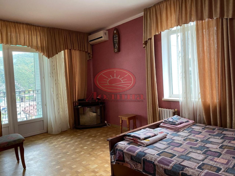 Дом 140 кв.м пгт Партенит г.Алушта