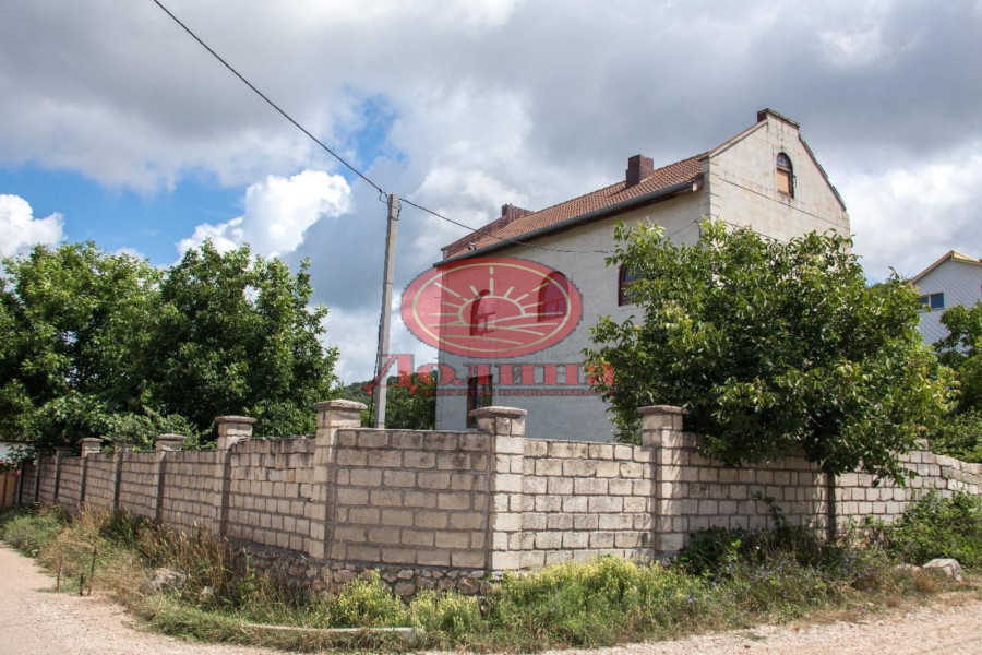 Дом 264.8 кв.м "Ореховый Рай" с.Орлиное г.Севастополь