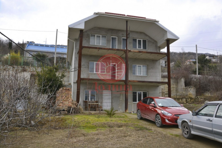 Дом 265.4 кв.м с.Малый Маяк г.Алушта