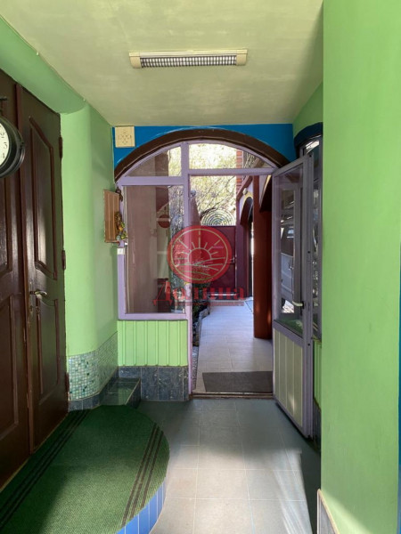 Дом 300 кв.м г.Алушта