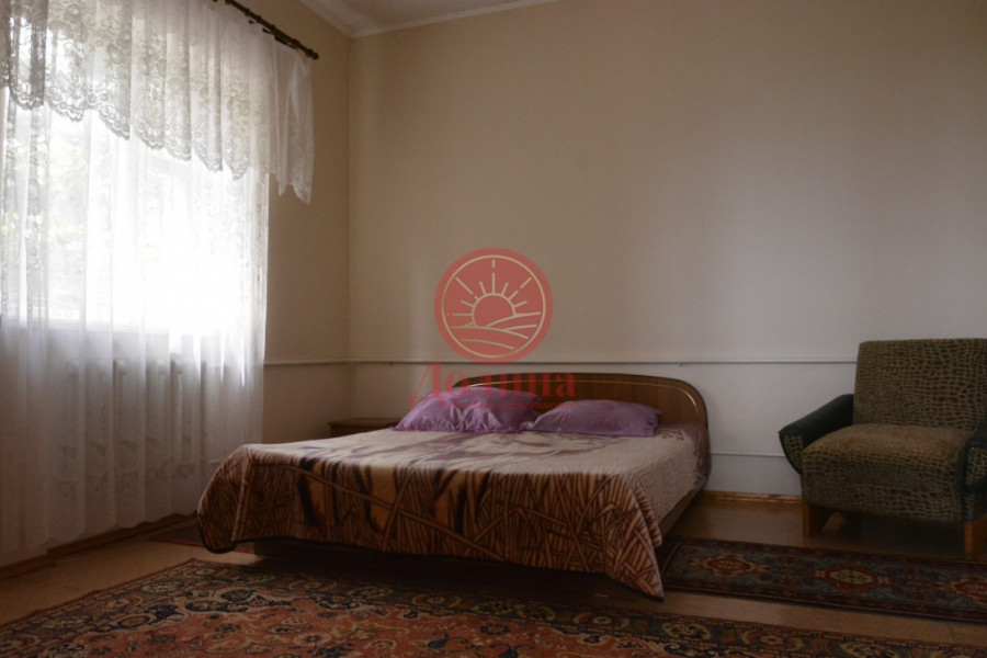 Дом 560 кв.м с. Верхняя Кутузовка г. Алушта