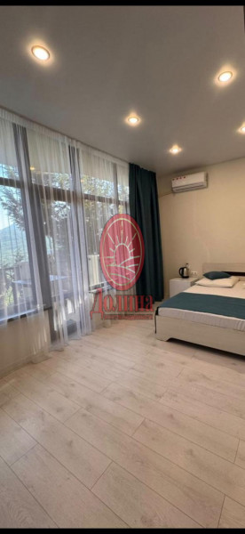 Гостиница 241 кв.м г.Алушта