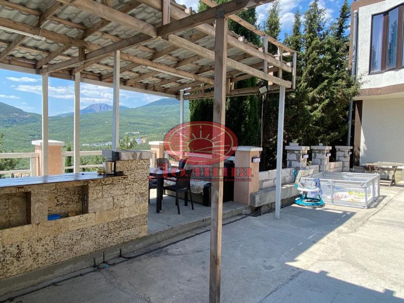 Гостиница 241 кв.м г.Алушта